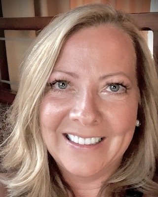 Joanne Peterson profile image